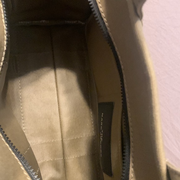 Marc Jacob’s Tote - Picture 3 of 6